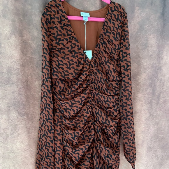 A New Day Brown Women’s BodyconGeometric Print Ruched Dress - Picture 9 of 10